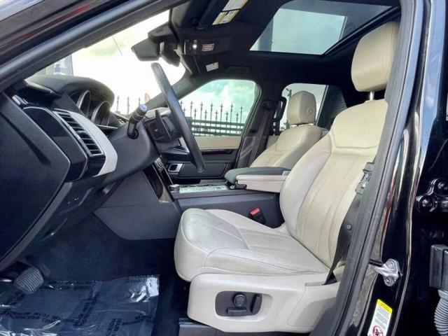 2017 Land Rover Discovery SE