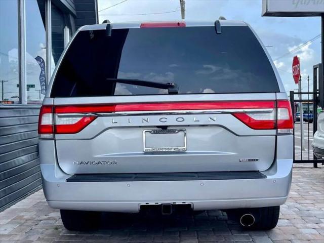 2015 Lincoln Navigator Base