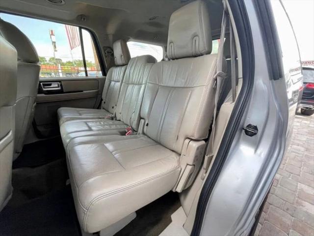 2015 Lincoln Navigator Base