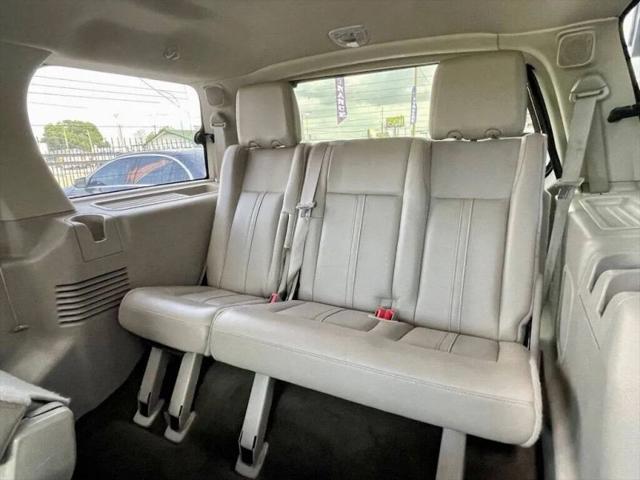 2015 Lincoln Navigator Base
