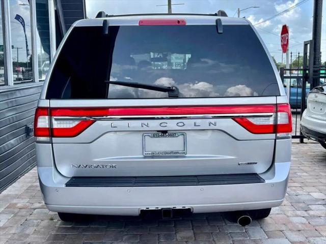 2015 Lincoln Navigator Base