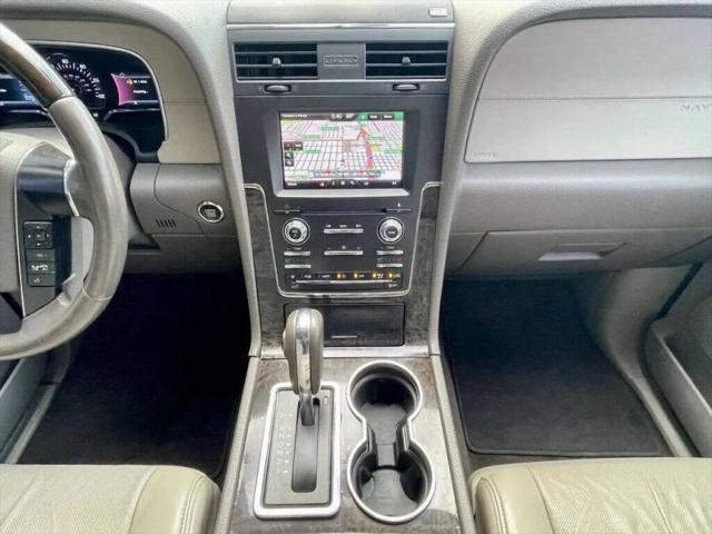 2015 Lincoln Navigator Base