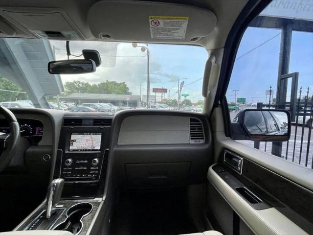 2015 Lincoln Navigator Base