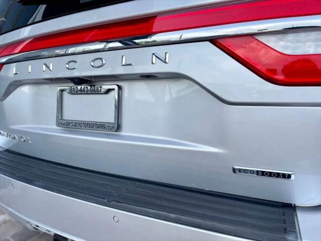 2015 Lincoln Navigator Base
