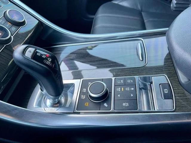 2017 Land Rover Range Rover Sport 3.0L V6 Supercharged SE