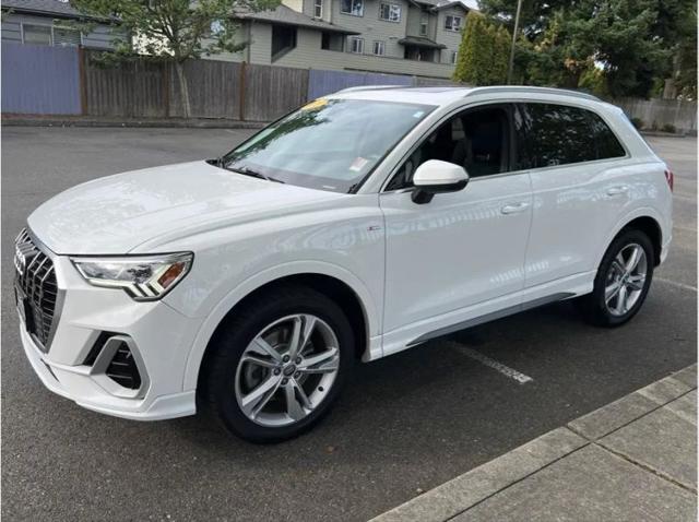 2020 Audi Q3 Premium Plus 45 TFSI S line quattro Tiptronic