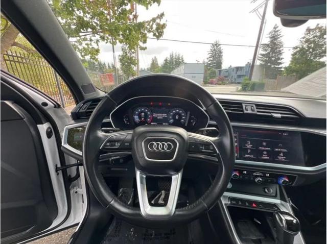 2020 Audi Q3 Premium Plus 45 TFSI S line quattro Tiptronic