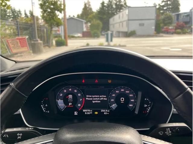 2020 Audi Q3 Premium Plus 45 TFSI S line quattro Tiptronic