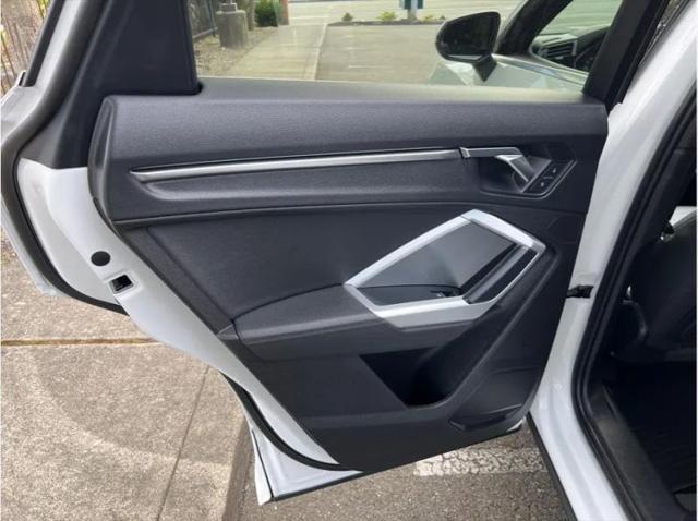 2020 Audi Q3 Premium Plus 45 TFSI S line quattro Tiptronic