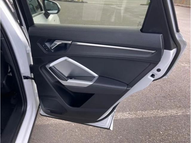 2020 Audi Q3 Premium Plus 45 TFSI S line quattro Tiptronic
