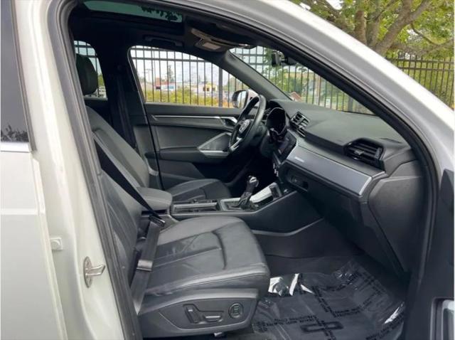 2020 Audi Q3 Premium Plus 45 TFSI S line quattro Tiptronic