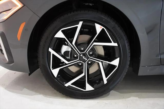 2026 Kia K5 EX