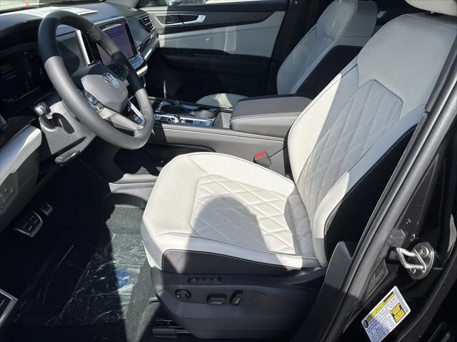 2026 Volkswagen Atlas Cross Sport SEL Premium R-Line