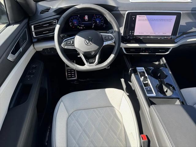 2026 Volkswagen Atlas Cross Sport SEL Premium R-Line