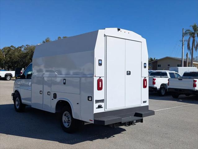 2025 Chevrolet Express Cutaway Work Van