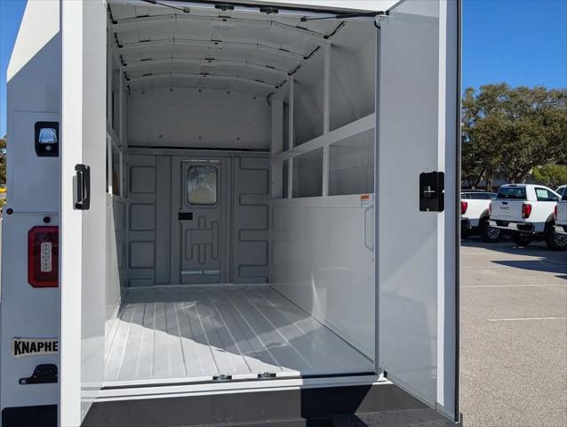 2025 Chevrolet Express Cutaway Work Van
