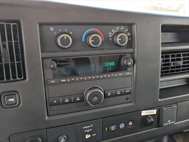 2025 Chevrolet Express Cutaway Work Van