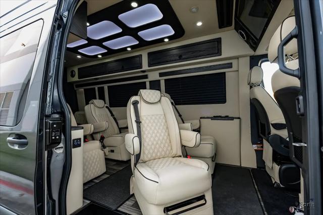 2025 Mercedes-Benz Sprinter 3500XD High Roof 4-Cyl Diesel HO
