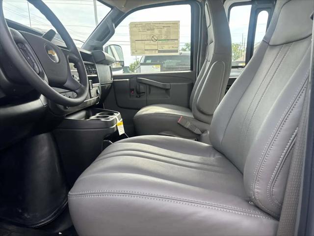 2025 Chevrolet Express Cargo Van RWD 2500 Extended Wheelbase WT