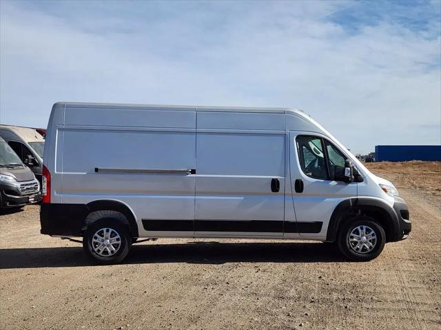 2026 Ram ProMaster Cargo Van SLT