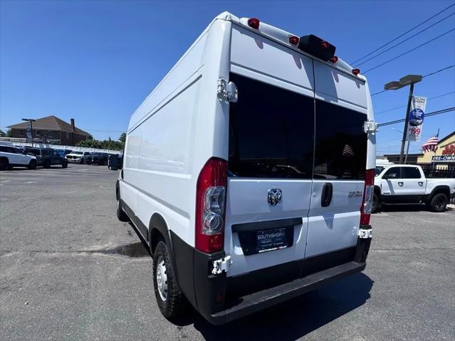 2025 Ram ProMaster 2500 Cargo Van Tradesman High Roof 159" WB w/Pass Seat
