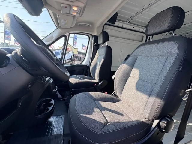 2025 Ram ProMaster 2500 Cargo Van Tradesman High Roof 159" WB w/Pass Seat