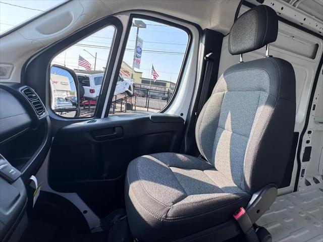2025 Ram ProMaster 2500 Cargo Van Tradesman High Roof 159" WB w/Pass Seat