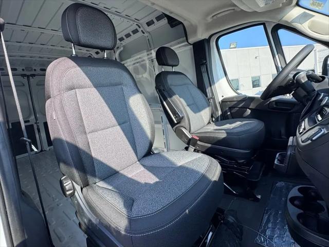 2025 Ram ProMaster 2500 Cargo Van Tradesman High Roof 159" WB w/Pass Seat