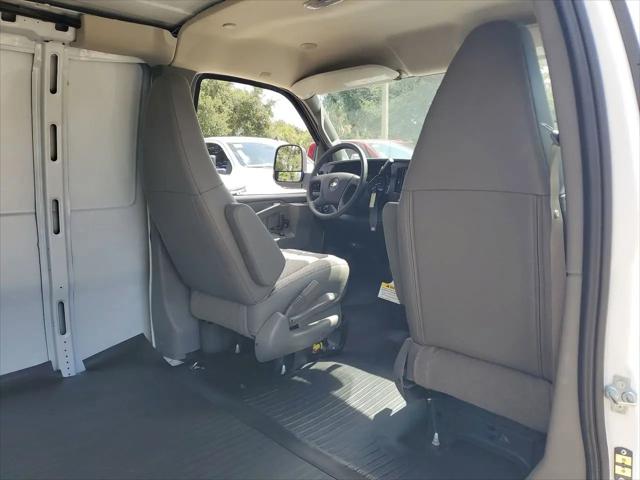 2025 Chevrolet Express Cargo Van RWD 2500 Extended Wheelbase WT