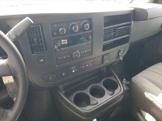 2025 Chevrolet Express Cargo Van RWD 2500 Extended Wheelbase WT
