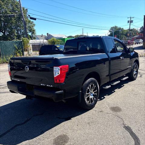 2021 Nissan Titan King Cab SV 4x4