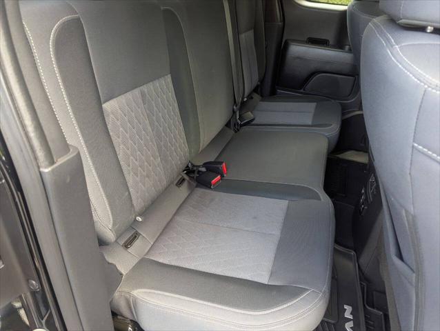 2021 Nissan Titan King Cab SV 4x4