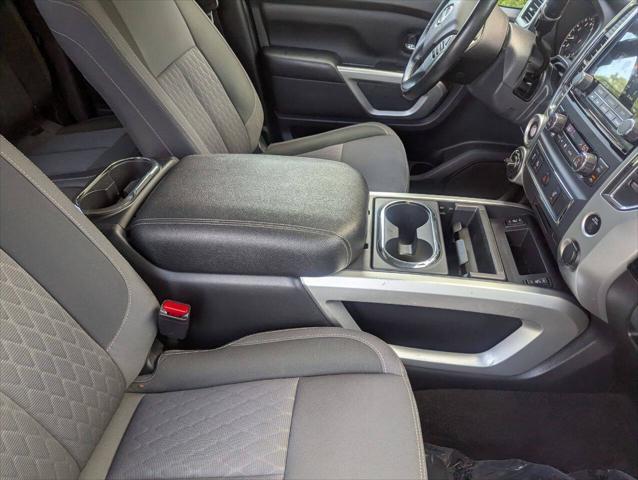2021 Nissan Titan King Cab SV 4x4