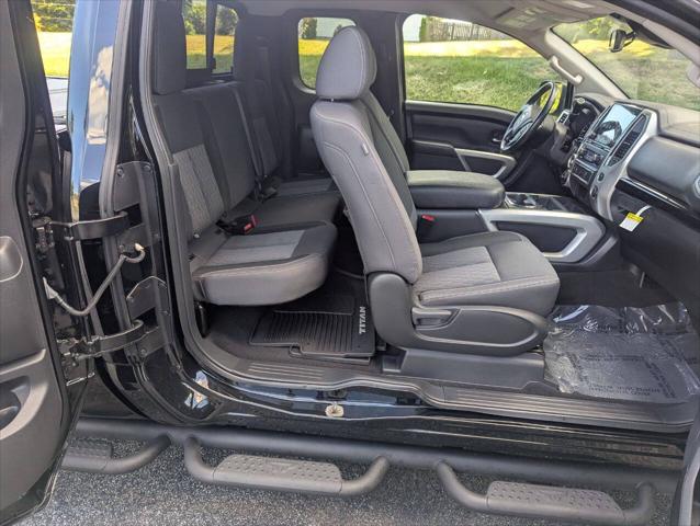 2021 Nissan Titan King Cab SV 4x4