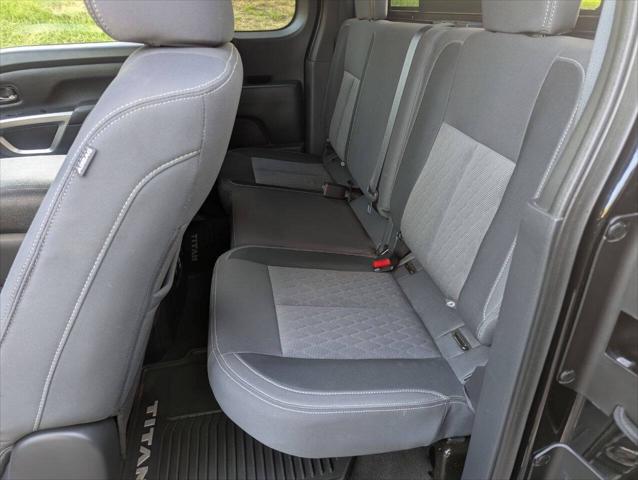 2021 Nissan Titan King Cab SV 4x4