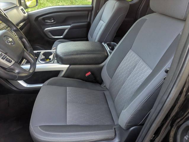 2021 Nissan Titan King Cab SV 4x4