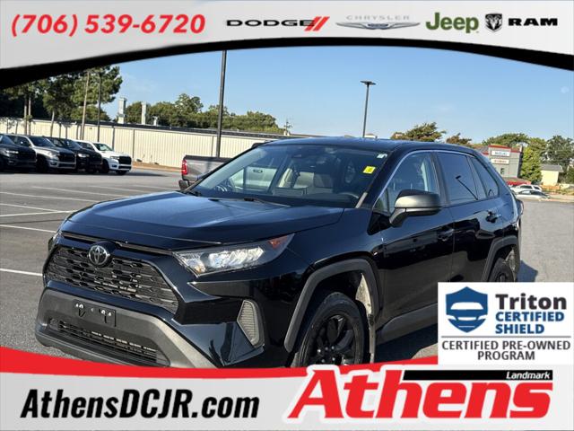 2022 Toyota RAV4 LE
