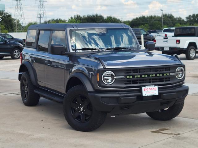 2023 Ford Bronco Base