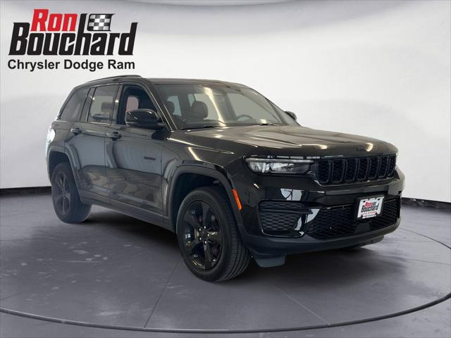 2022 Jeep Grand Cherokee Altitude 4x4