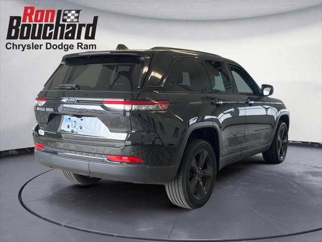 2022 Jeep Grand Cherokee Altitude 4x4