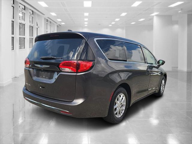 2020 Chrysler Pacifica Touring