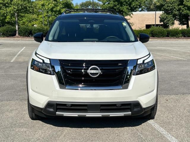 2024 Nissan Pathfinder Platinum 4WD