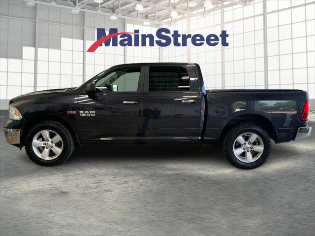 2017 RAM 1500 SLT