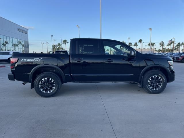 2022 Nissan Titan PRO-4X 2022 Nissan Titan PRO-4X