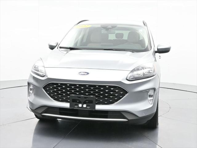 2022 Ford Escape Titanium Hybrid