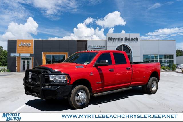 2022 RAM 3500 Tradesman Crew Cab 4x4 8 Box