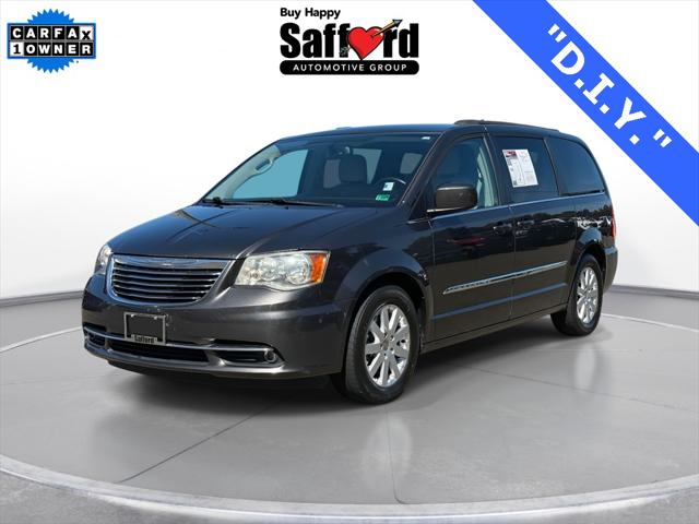 2016 Chrysler Town and Country Touring