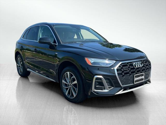 2022 Audi Q5 Premium 45 TFSI S line quattro S tronic 2022 Audi Q5 Premium 45 TFSI S line quattro S tronic