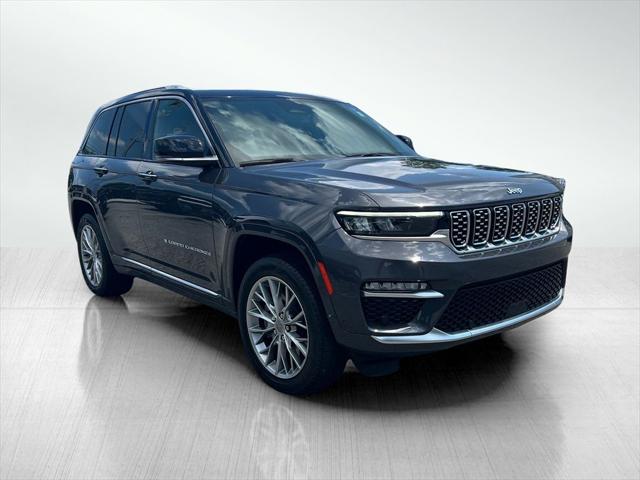 2022 Jeep Grand Cherokee 4xe Summit 4x4 2022 Jeep Grand Cherokee 4xe Summit 4x4