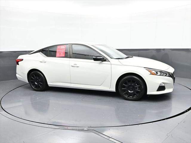 2021 Nissan Altima SR FWD